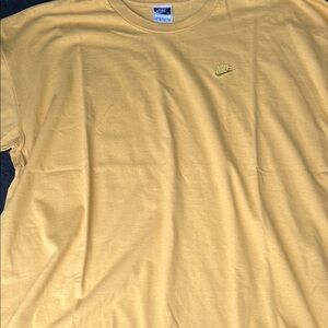 Nike Yellow Crew Neck Short Sleeve Tee